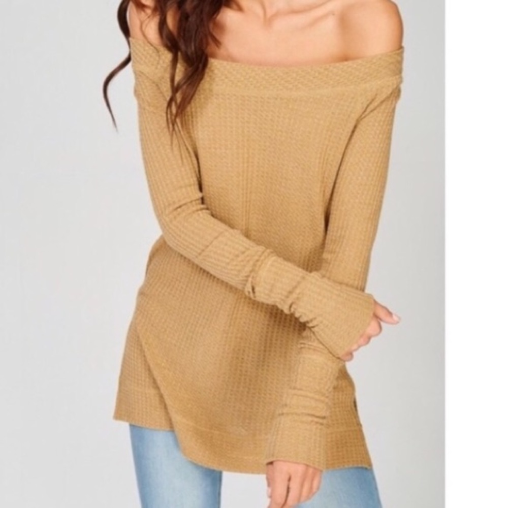 NWT Mustard Off Shoulder Waffle Top - Picture 2 of 4